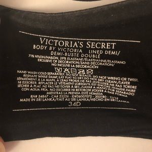 Victoria's Secret Intimates & Sleepwear - Victoria’s Secret | Lined Demi Bra Victoria's Secret Intimates & Sleepwear - Victoria’s Secret | Lined Demi Bra